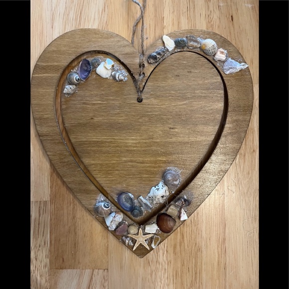 Spinning Wooden Heart Hanging Decor - Picture 2 of 2